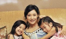 贺妈爆料双胞胎视频全集,萌娃成长记